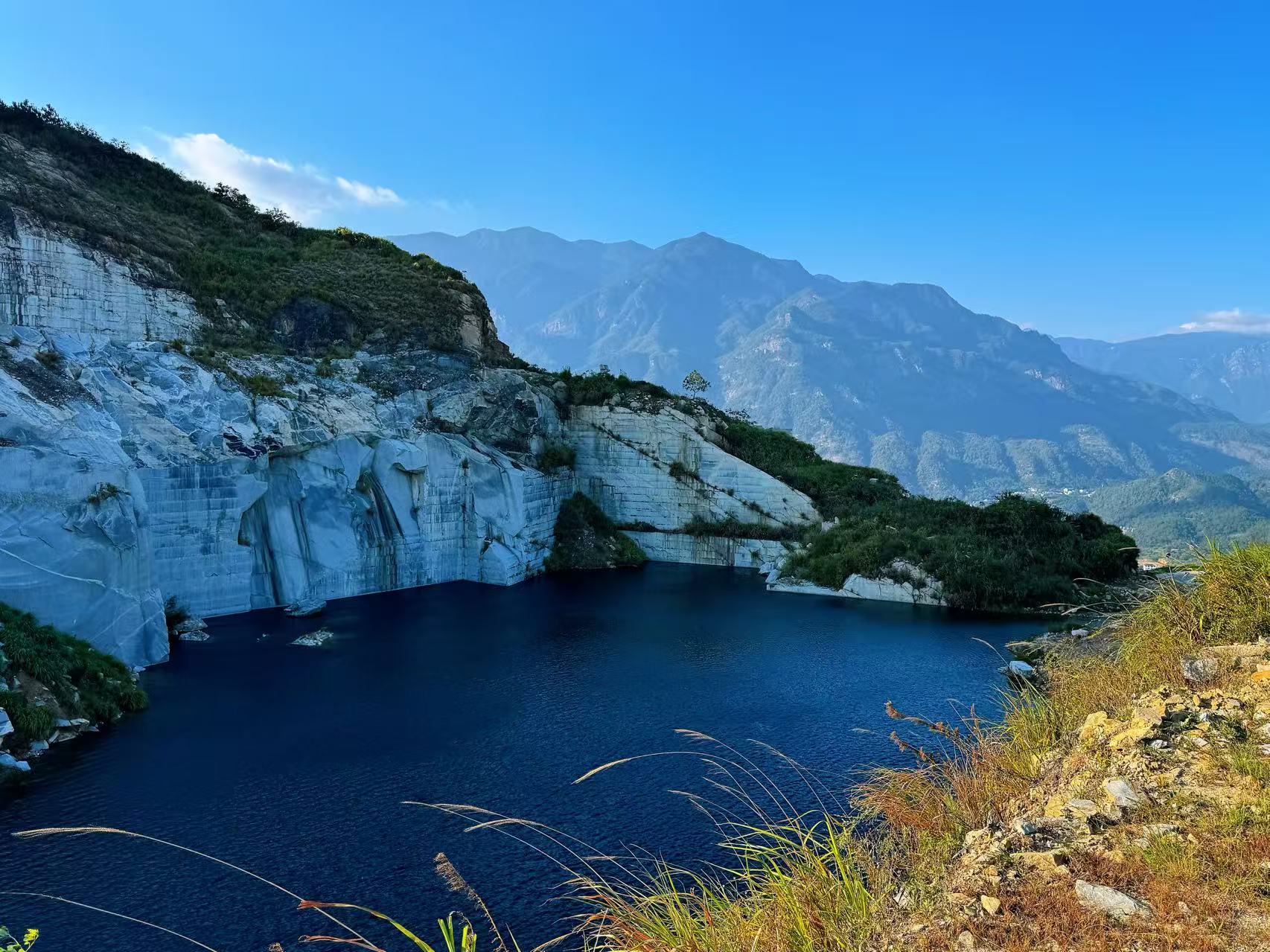 庐山东岭岩矿山运动中心
